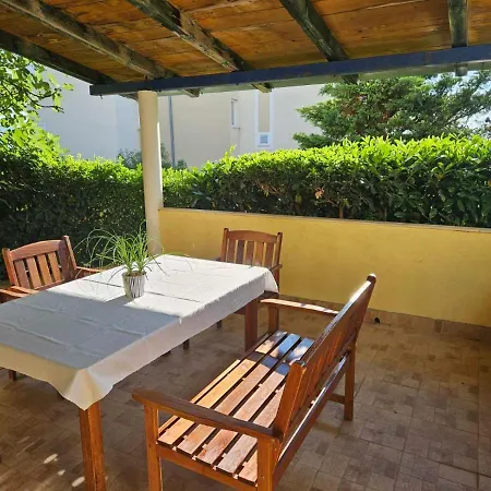 Apartmani Sanja Klenovica Exterior photo