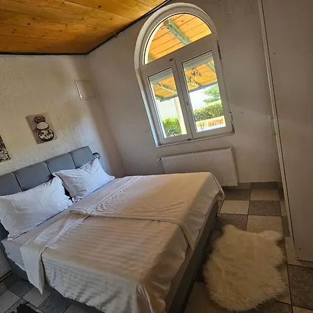 Apartmani Sanja Klenovica Exterior photo