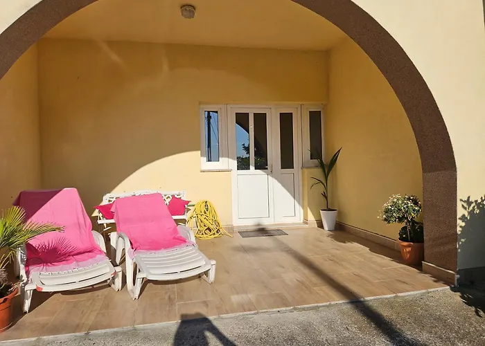 Apartmani Sanja