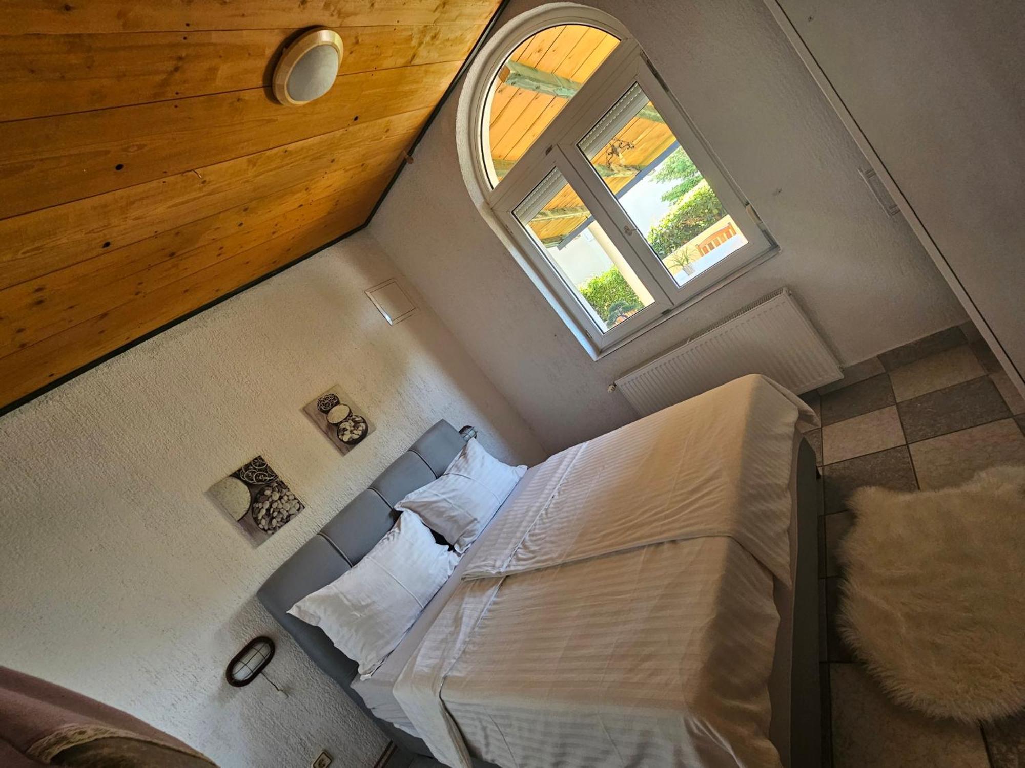 Sanja Apartment Klenovica